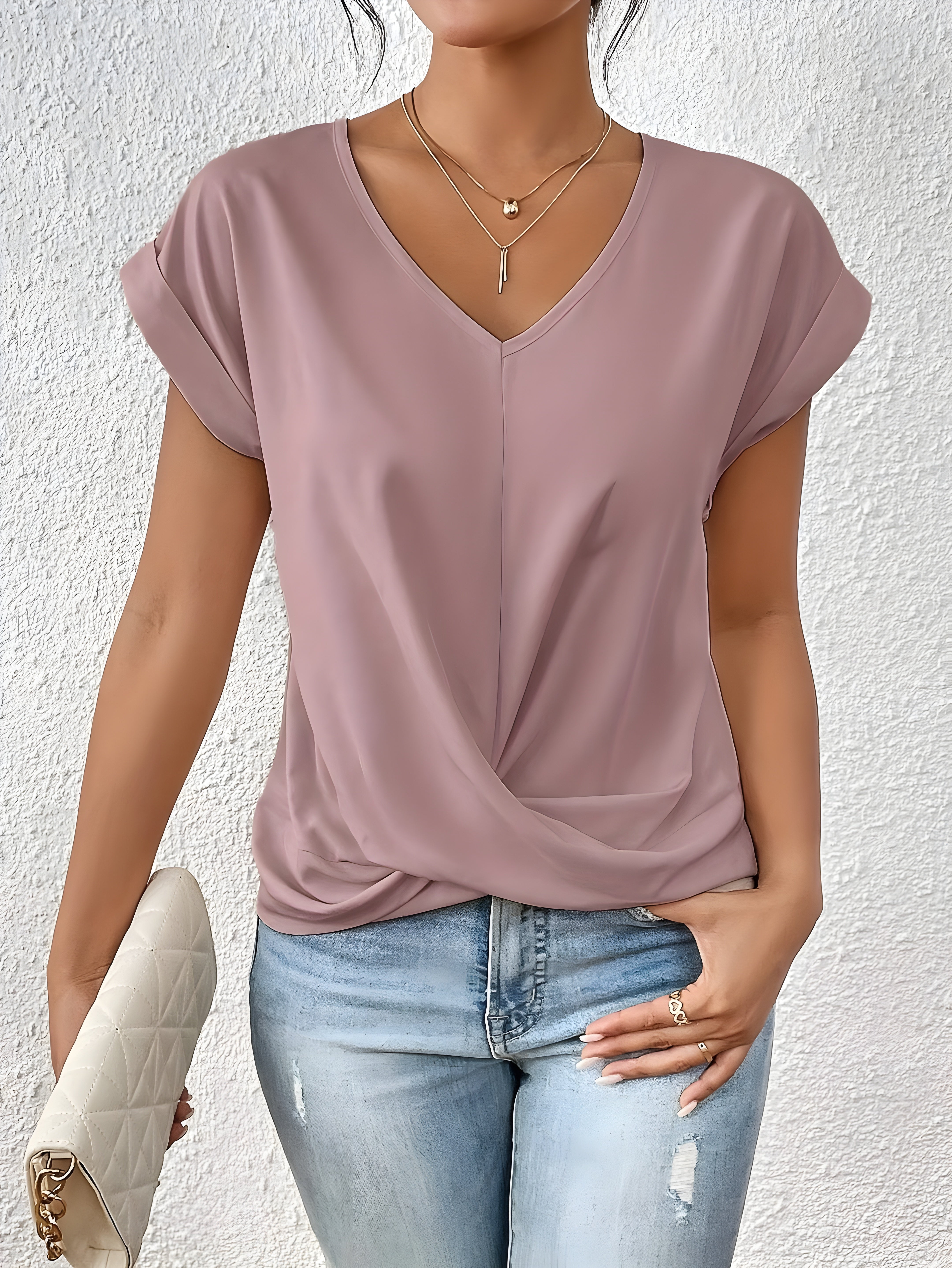 Maia – Twist Front V-Neck Top