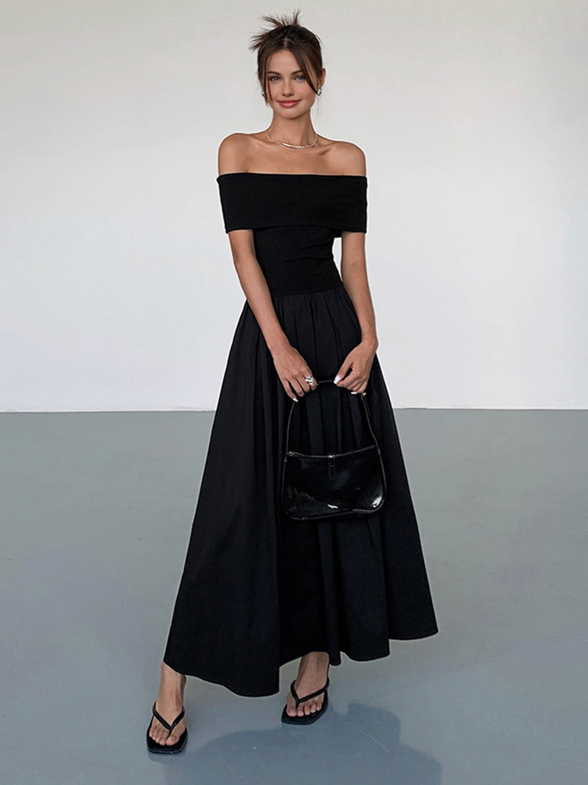 Amélie Off-Shoulder Maxi Dress