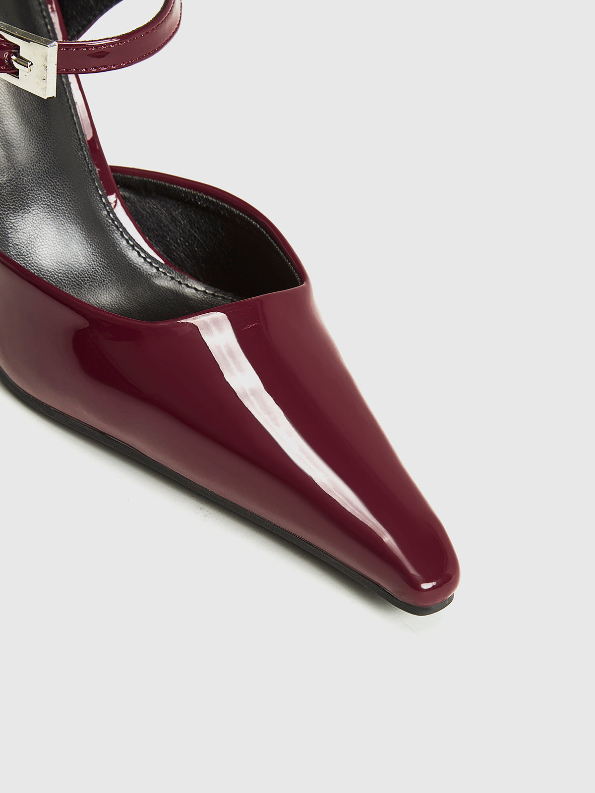 Vivara Pointed Slingback Heels Shoes