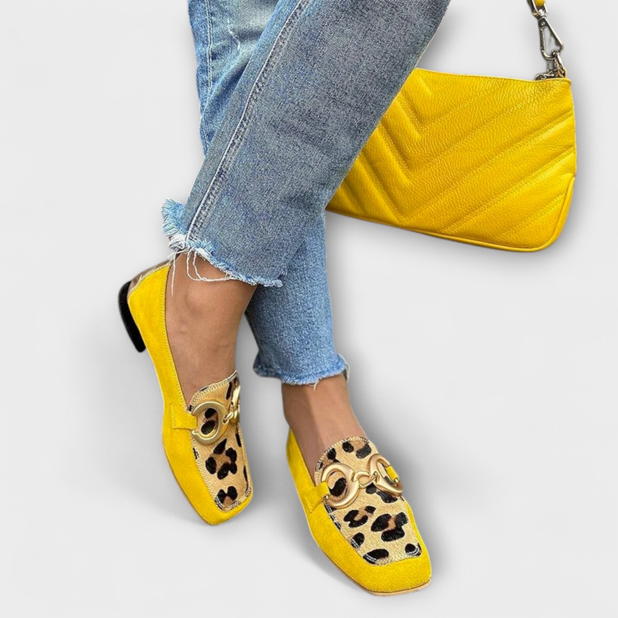 Calista – Leopard Print and Metallic Details