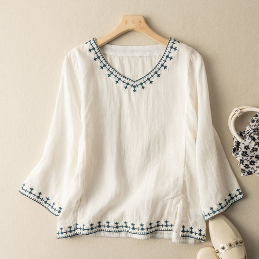 Lesta – Embroidered V-Neck Blouse